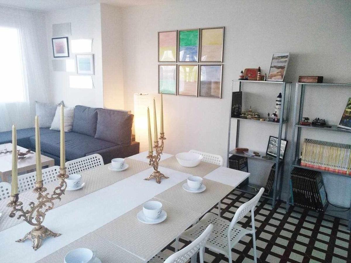 Apartamento Frente Al Mar Playa De Coroso ريبيرا المظهر الخارجي الصورة