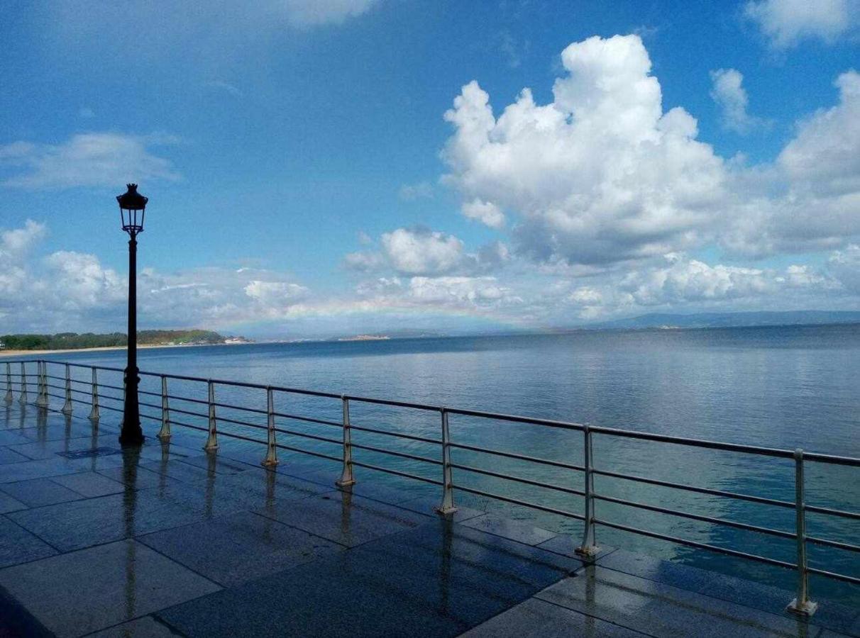 Apartamento Frente Al Mar Playa De Coroso ريبيرا المظهر الخارجي الصورة